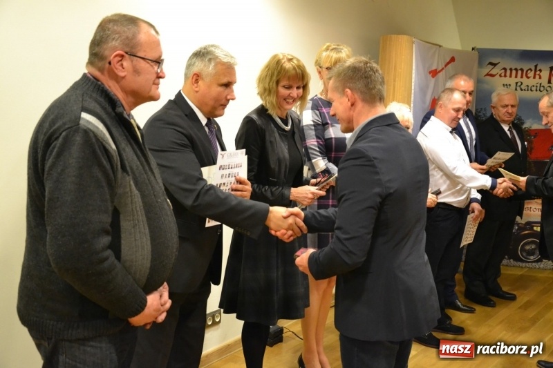 Zdjęcie w galerii na portalu naszraciborz.pl: 30-lecia Klubu Olimpijczyka Sokół. Uroczysta gala na Zamku Piastowskim  wiadomości z regionu