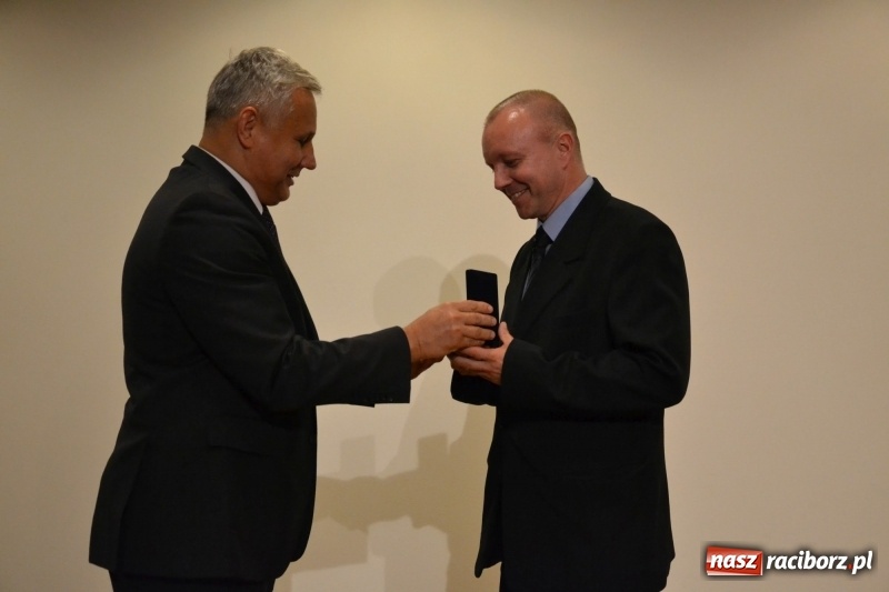 Zdjęcie w galerii na portalu naszraciborz.pl: 30-lecia Klubu Olimpijczyka Sokół. Uroczysta gala na Zamku Piastowskim  wiadomości z regionu