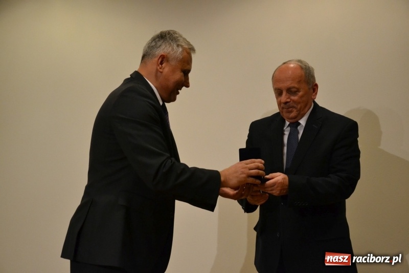 Zdjęcie w galerii na portalu naszraciborz.pl: 30-lecia Klubu Olimpijczyka Sokół. Uroczysta gala na Zamku Piastowskim  wiadomości z regionu