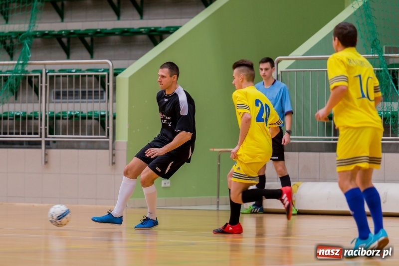 Zdjęcie w galerii na portalu naszraciborz.pl: HLPN: Young Boys wysoko pokonali HKS Błażejowice wiadomości z regionu