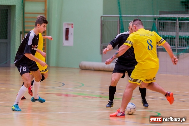 Zdjęcie w galerii na portalu naszraciborz.pl: HLPN: Young Boys wysoko pokonali HKS Błażejowice wiadomości z regionu