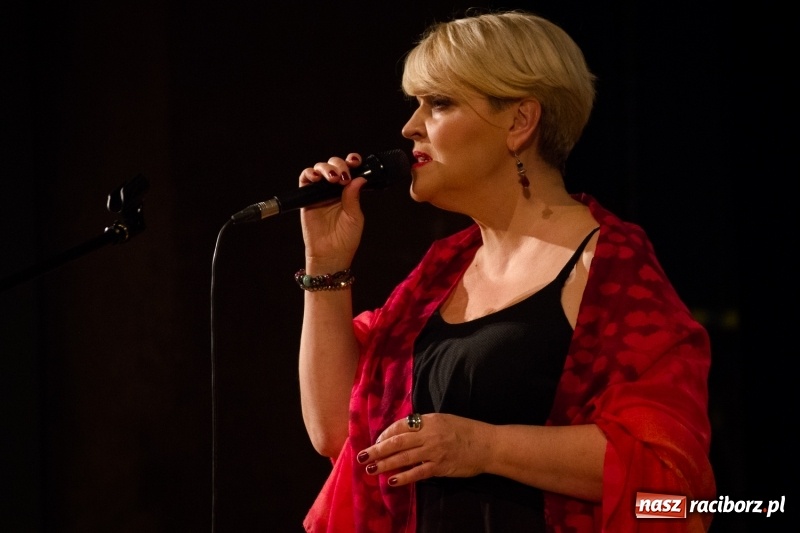 Zdjęcie w galerii na portalu naszraciborz.pl: Recital Krystyny Stańko w ramach festiwalu Palm Jazz Days  wiadomości z regionu