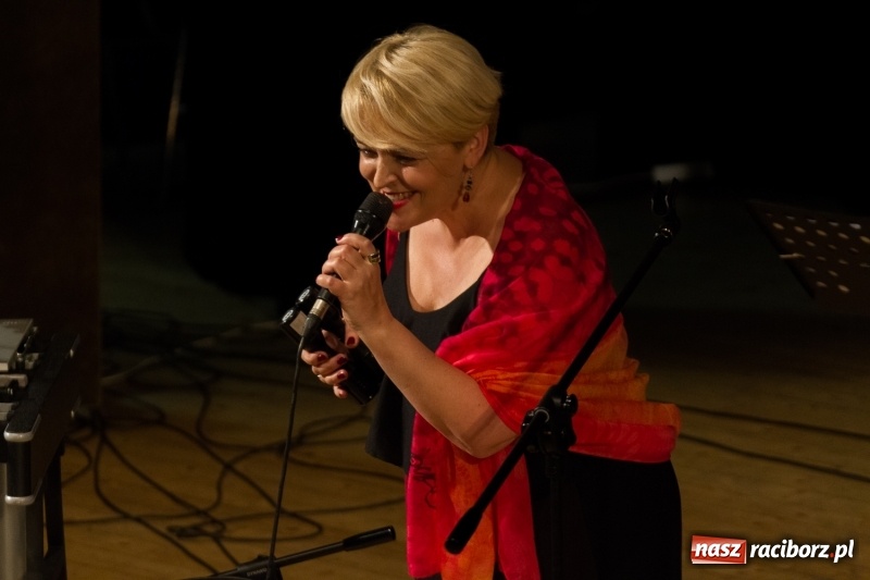 Zdjęcie w galerii na portalu naszraciborz.pl: Recital Krystyny Stańko w ramach festiwalu Palm Jazz Days  wiadomości z regionu