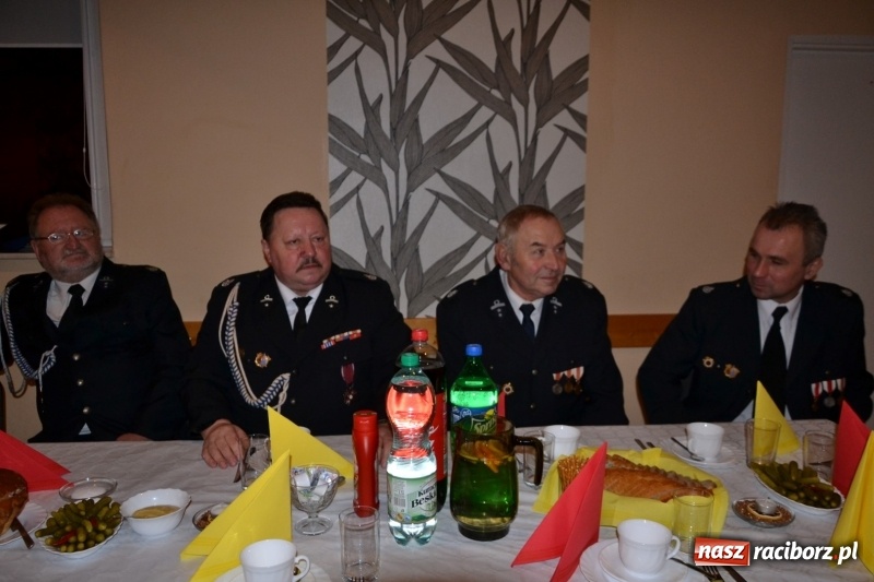 Zdjęcie w galerii na portalu naszraciborz.pl: Spotkanie strażaków weteranów gminy Krzyżanowice wiadomości z regionu