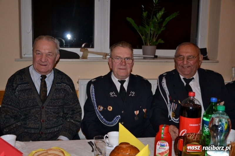 Zdjęcie w galerii na portalu naszraciborz.pl: Spotkanie strażaków weteranów gminy Krzyżanowice wiadomości z regionu