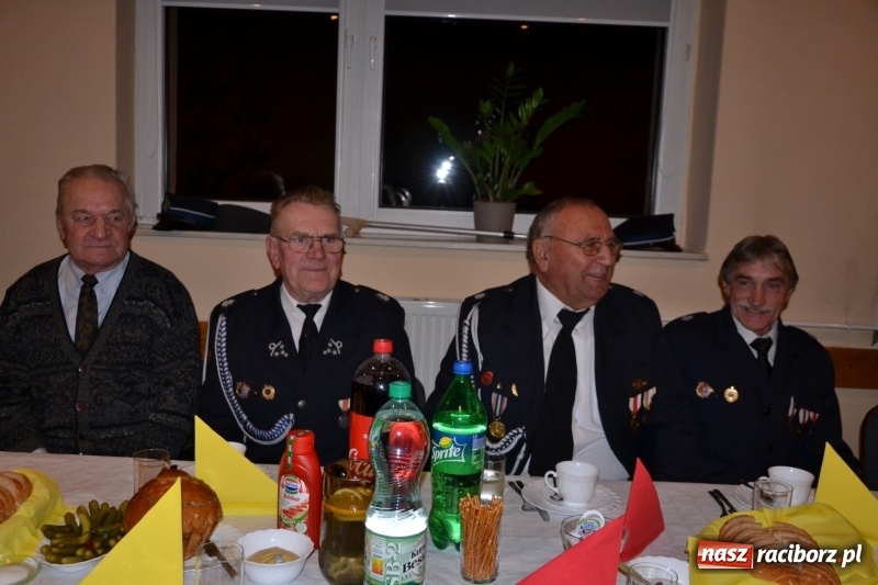 Zdjęcie w galerii na portalu naszraciborz.pl: Spotkanie strażaków weteranów gminy Krzyżanowice wiadomości z regionu