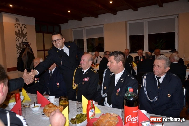 Zdjęcie w galerii na portalu naszraciborz.pl: Spotkanie strażaków weteranów gminy Krzyżanowice wiadomości z regionu