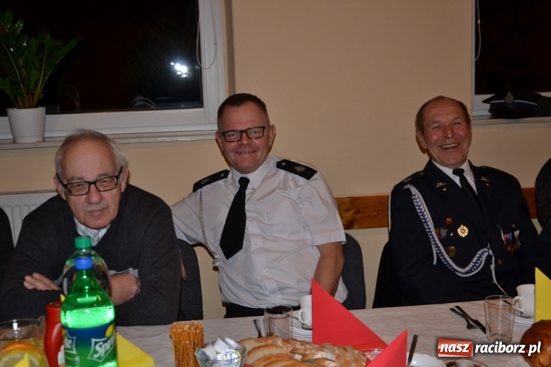 Zdjęcie w galerii na portalu naszraciborz.pl: Spotkanie strażaków weteranów gminy Krzyżanowice wiadomości z regionu