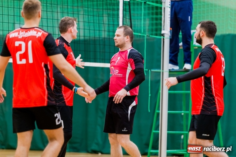 Zdjęcie w galerii na portalu naszraciborz.pl: JP Telebim RLPS: Enter El-Bis bez szans z Leśną Perłą wiadomości z regionu