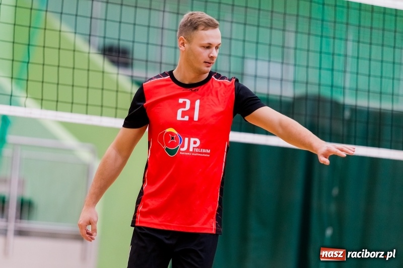 Zdjęcie w galerii na portalu naszraciborz.pl: JP Telebim RLPS: Enter El-Bis bez szans z Leśną Perłą wiadomości z regionu