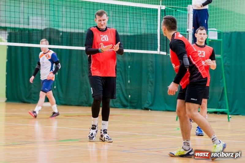 Zdjęcie w galerii na portalu naszraciborz.pl: JP Telebim RLPS: Enter El-Bis bez szans z Leśną Perłą wiadomości z regionu