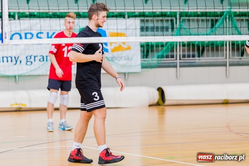 Zdjęcie w galerii na portalu naszraciborz.pl: JP Telebim RLPS: Enter El-Bis bez szans z Leśną Perłą wiadomości z regionu