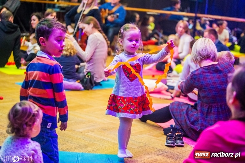 Zdjęcie w galerii na portalu naszraciborz.pl: Maluchy w krainie dźwięku w RCK wiadomości z regionu
