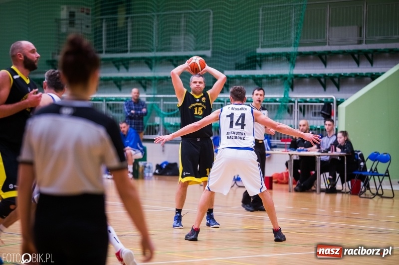 Zdjęcie w galerii na portalu naszraciborz.pl: Zwycięstwo Ofensywy Racibórz po dogrywce wiadomości z regionu