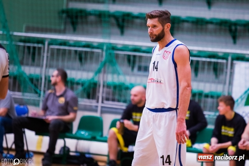 Zdjęcie w galerii na portalu naszraciborz.pl: Zwycięstwo Ofensywy Racibórz po dogrywce wiadomości z regionu