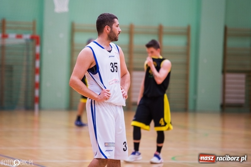 Zdjęcie w galerii na portalu naszraciborz.pl: Zwycięstwo Ofensywy Racibórz po dogrywce wiadomości z regionu