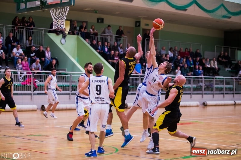 Zdjęcie w galerii na portalu naszraciborz.pl: Zwycięstwo Ofensywy Racibórz po dogrywce wiadomości z regionu