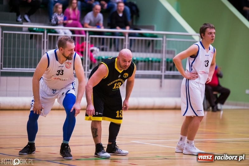 Zdjęcie w galerii na portalu naszraciborz.pl: Zwycięstwo Ofensywy Racibórz po dogrywce wiadomości z regionu