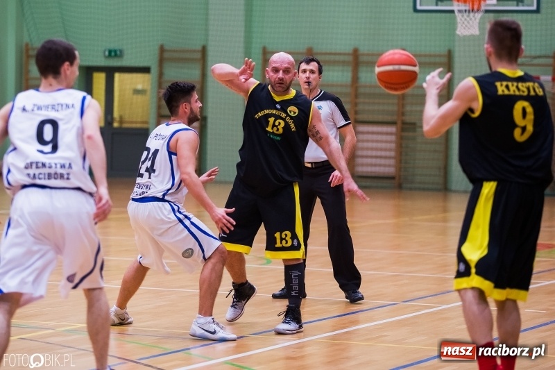 Zdjęcie w galerii na portalu naszraciborz.pl: Zwycięstwo Ofensywy Racibórz po dogrywce wiadomości z regionu