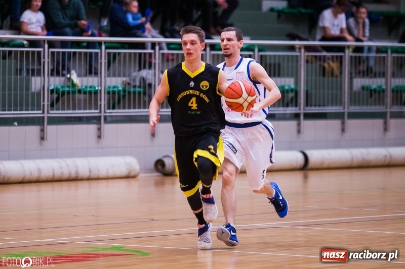 Zdjęcie w galerii na portalu naszraciborz.pl: Zwycięstwo Ofensywy Racibórz po dogrywce wiadomości z regionu