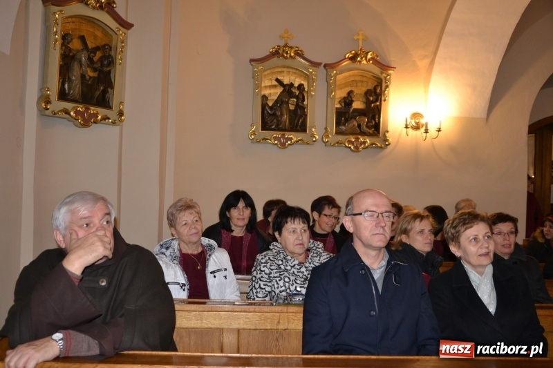 Zdjęcie w galerii na portalu naszraciborz.pl: VII Przegląd Chórów Pogranicza w Krzyżanowicach wiadomości z regionu