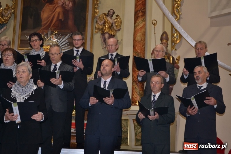 Zdjęcie w galerii na portalu naszraciborz.pl: VII Przegląd Chórów Pogranicza w Krzyżanowicach wiadomości z regionu