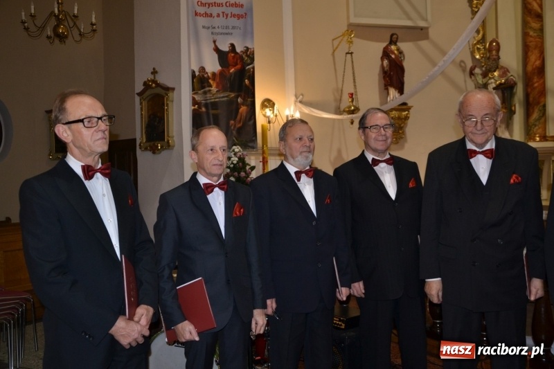 Zdjęcie w galerii na portalu naszraciborz.pl: VII Przegląd Chórów Pogranicza w Krzyżanowicach wiadomości z regionu