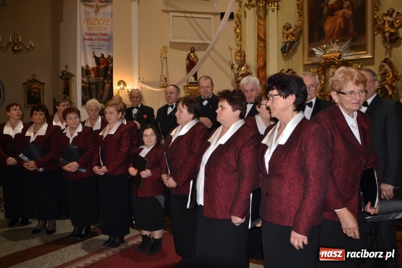 Zdjęcie w galerii na portalu naszraciborz.pl: VII Przegląd Chórów Pogranicza w Krzyżanowicach wiadomości z regionu