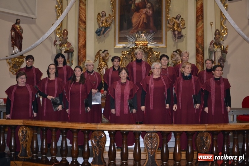 Zdjęcie w galerii na portalu naszraciborz.pl: VII Przegląd Chórów Pogranicza w Krzyżanowicach wiadomości z regionu