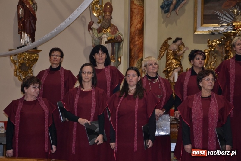 Zdjęcie w galerii na portalu naszraciborz.pl: VII Przegląd Chórów Pogranicza w Krzyżanowicach wiadomości z regionu