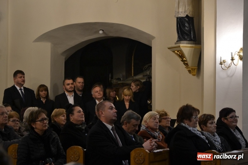 Zdjęcie w galerii na portalu naszraciborz.pl: VII Przegląd Chórów Pogranicza w Krzyżanowicach wiadomości z regionu