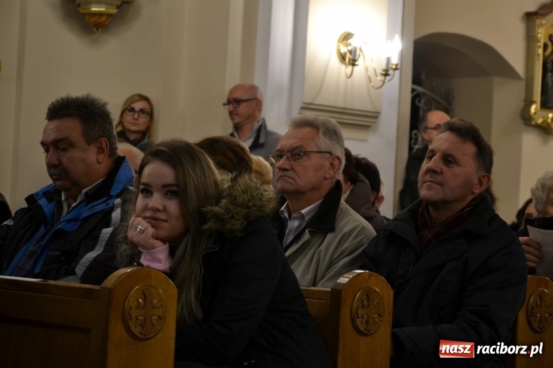 Zdjęcie w galerii na portalu naszraciborz.pl: VII Przegląd Chórów Pogranicza w Krzyżanowicach wiadomości z regionu