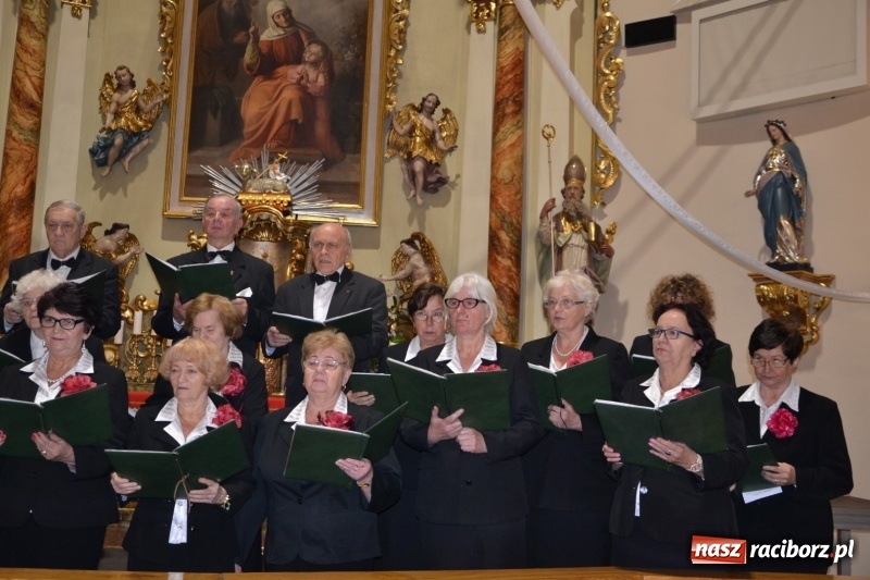 Zdjęcie w galerii na portalu naszraciborz.pl: VII Przegląd Chórów Pogranicza w Krzyżanowicach wiadomości z regionu