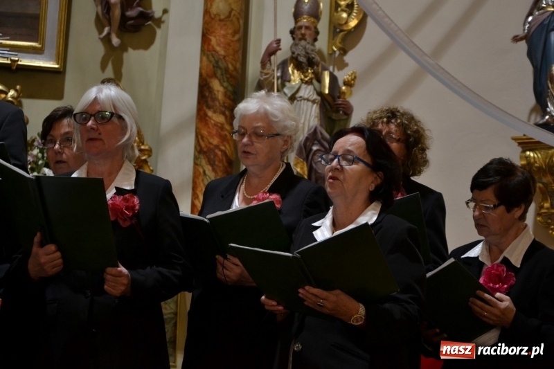 Zdjęcie w galerii na portalu naszraciborz.pl: VII Przegląd Chórów Pogranicza w Krzyżanowicach wiadomości z regionu