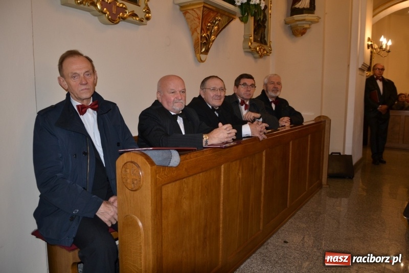 Zdjęcie w galerii na portalu naszraciborz.pl: VII Przegląd Chórów Pogranicza w Krzyżanowicach wiadomości z regionu