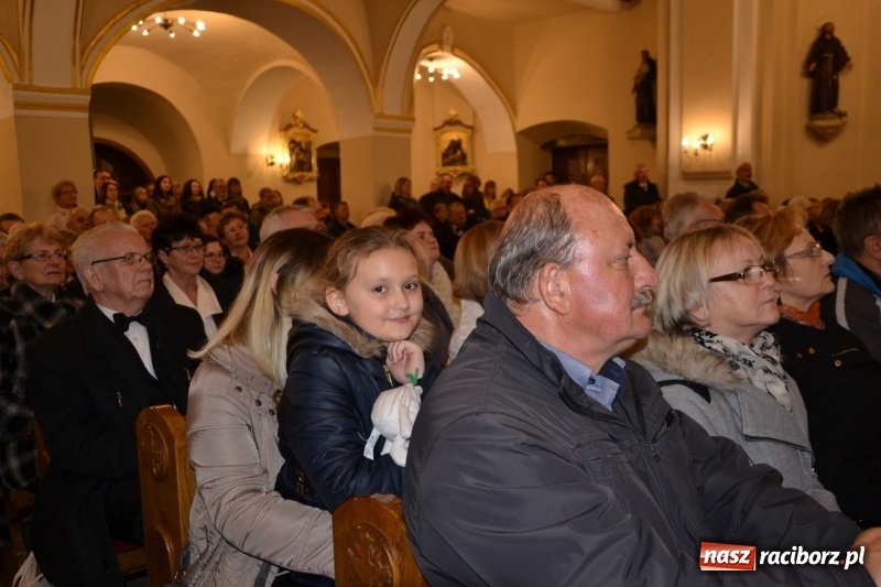 Zdjęcie w galerii na portalu naszraciborz.pl: VII Przegląd Chórów Pogranicza w Krzyżanowicach wiadomości z regionu