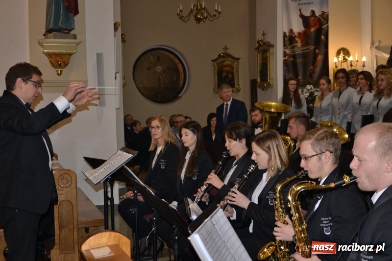 Zdjęcie w galerii na portalu naszraciborz.pl: VII Przegląd Chórów Pogranicza w Krzyżanowicach wiadomości z regionu
