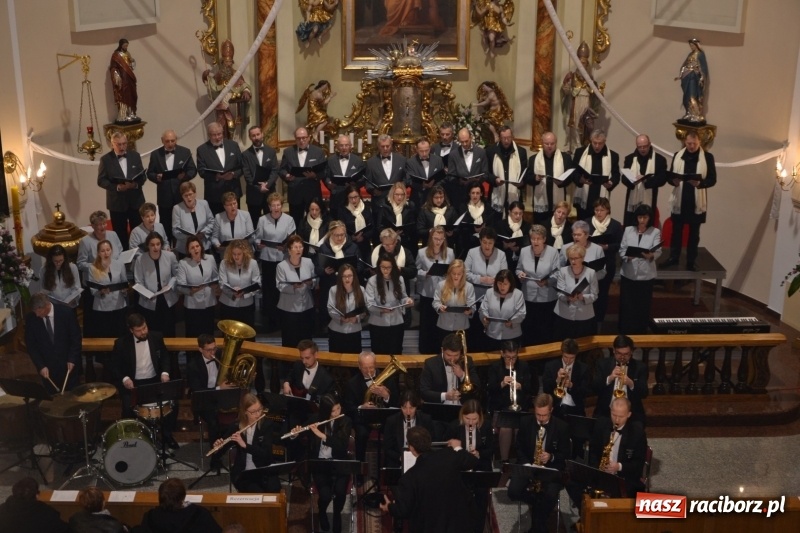 Zdjęcie w galerii na portalu naszraciborz.pl: VII Przegląd Chórów Pogranicza w Krzyżanowicach wiadomości z regionu