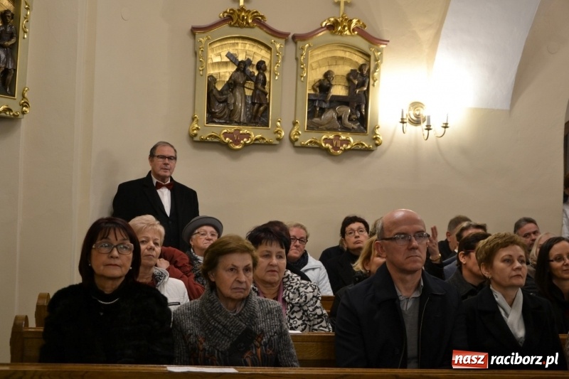 Zdjęcie w galerii na portalu naszraciborz.pl: VII Przegląd Chórów Pogranicza w Krzyżanowicach wiadomości z regionu