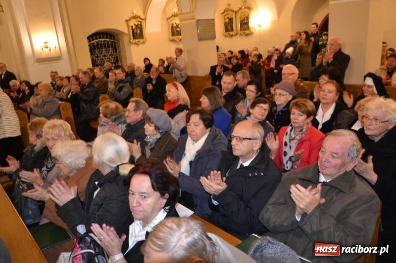 Zdjęcie w galerii na portalu naszraciborz.pl: VII Przegląd Chórów Pogranicza w Krzyżanowicach wiadomości z regionu