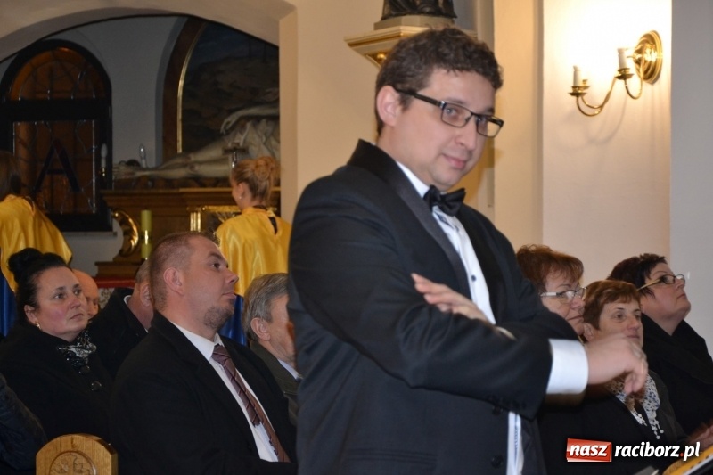 Zdjęcie w galerii na portalu naszraciborz.pl: VII Przegląd Chórów Pogranicza w Krzyżanowicach wiadomości z regionu