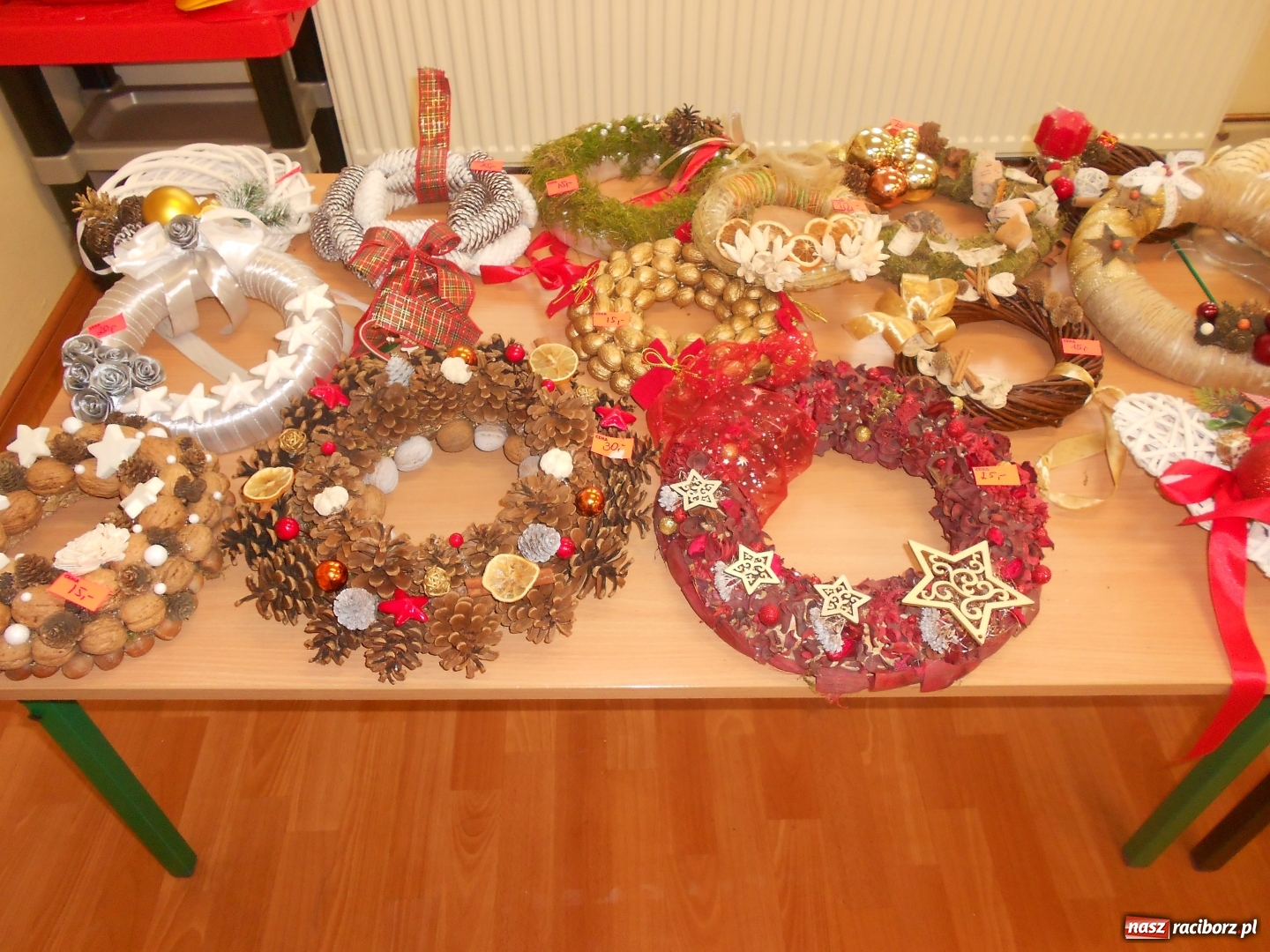 Zdjęcie w galerii na portalu naszraciborz.pl: Kiermasz adwentowy w rudzkim przedszkolu wiadomości z regionu