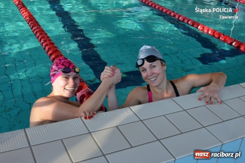 Zdjęcie w galerii na portalu naszraciborz.pl: Policjant z Raciborza na podium Mistrzostw Policji w pływaniu wiadomości z regionu