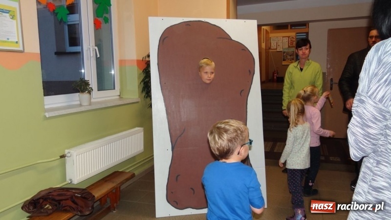 Zdjęcie w galerii na portalu naszraciborz.pl: Dzień Pieczonego Ziemniaka. Spotkanie integracyjne w Wojnowicach wiadomości z regionu