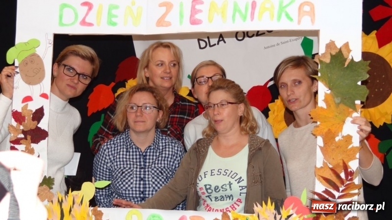 Zdjęcie w galerii na portalu naszraciborz.pl: Dzień Pieczonego Ziemniaka. Spotkanie integracyjne w Wojnowicach wiadomości z regionu