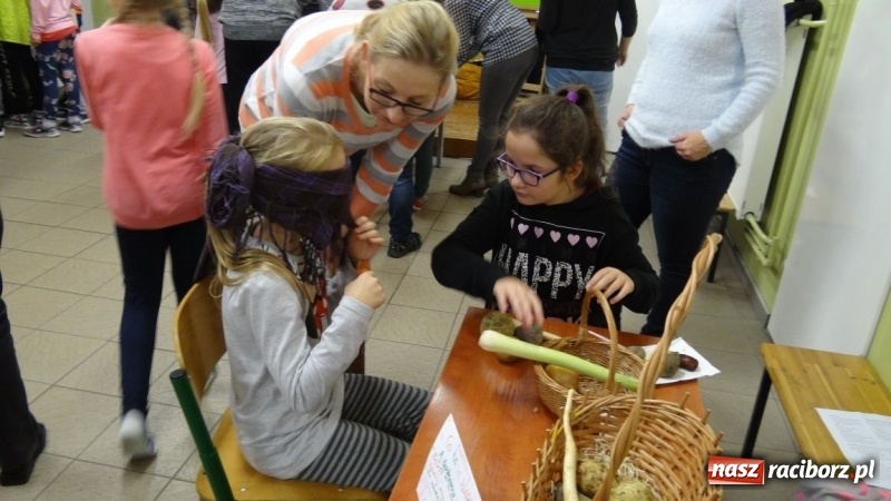Zdjęcie w galerii na portalu naszraciborz.pl: Dzień Pieczonego Ziemniaka. Spotkanie integracyjne w Wojnowicach wiadomości z regionu