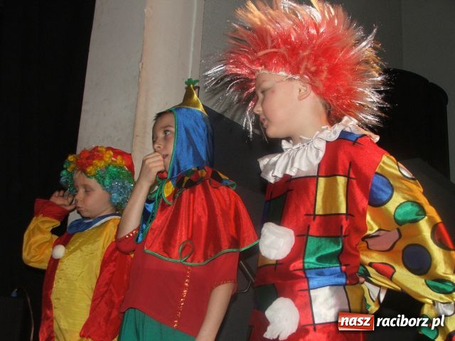 Zdjęcie w galerii na portalu naszraciborz.pl: W teatr bawią się już od przedszkola wiadomości z regionu