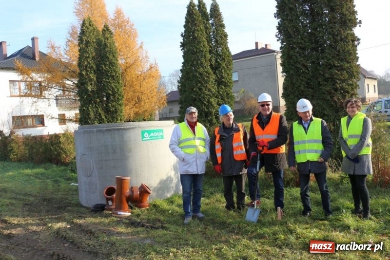 Zdjęcie w galerii na portalu naszraciborz.pl: W Kornowacu rozpoczęto budowę kanalizacji wiadomości z regionu