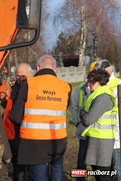 Zdjęcie w galerii na portalu naszraciborz.pl: W Kornowacu rozpoczęto budowę kanalizacji wiadomości z regionu
