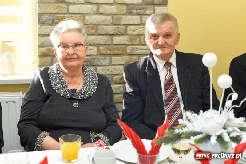 Zdjęcie w galerii na portalu naszraciborz.pl: Uroczystość z okazji Jubileuszu Pożycia Małżeńskiego wiadomości z regionu